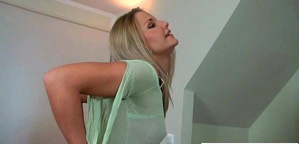  Lonely Girl Start Fill Her Holes With Crazy Things video-09
